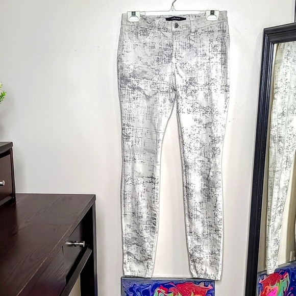 J Brand Denim - J Brand Super Skinny Abstract Print Jeans Size 29